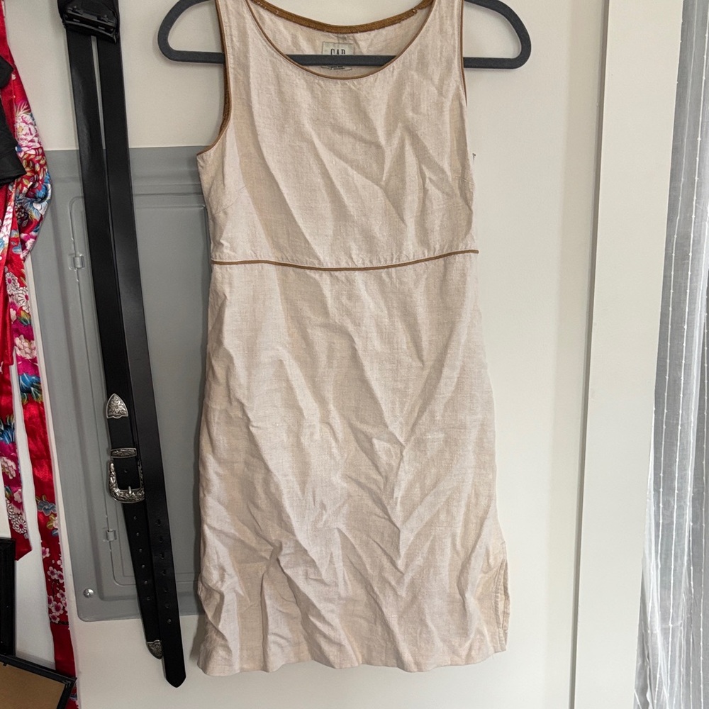 Elegant Cream Sleeveless Dress